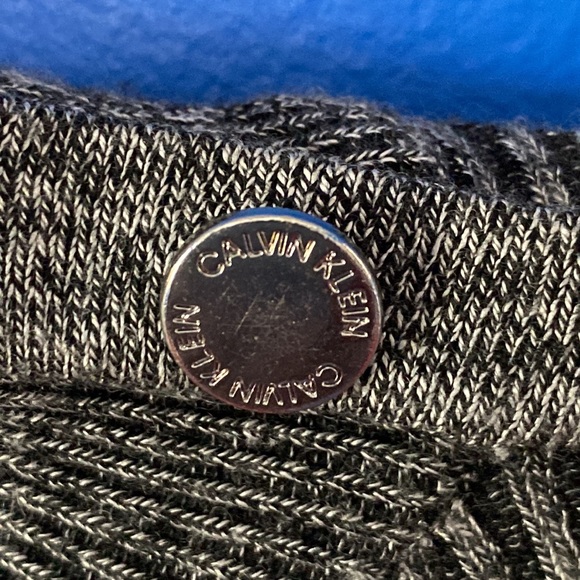 CALVIN KLEIN Gray Ribbed Mock Neck Sweater Sz M - Picture 5 of 10